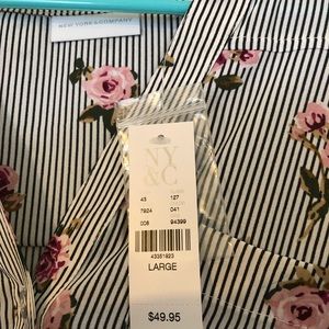 Pretty floral shirt new with tags!